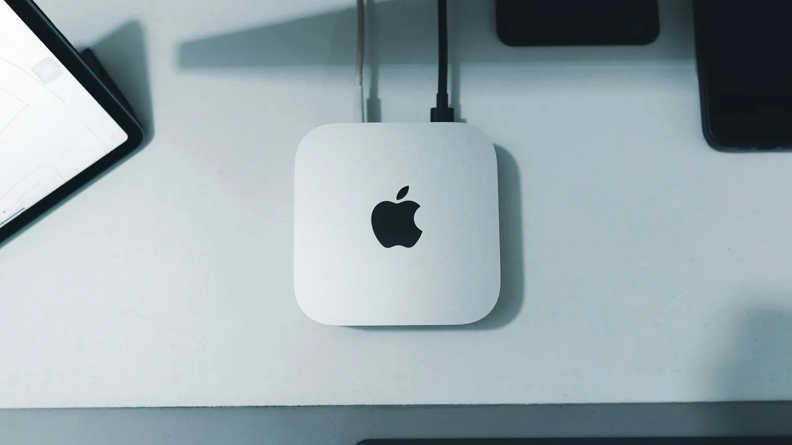 Mac mini como servidor de IA privada en un despacho